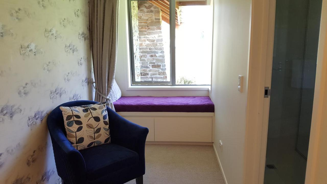 Golfcourse Road Chalets And Lodge Wanaka Bagian luar foto